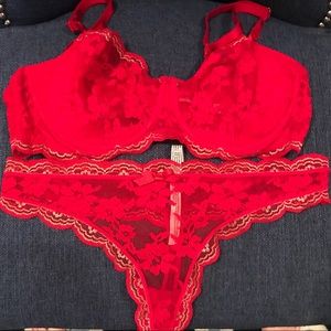 VS Dream Angels Wicked Bra & Panty! *NEVER WORN*